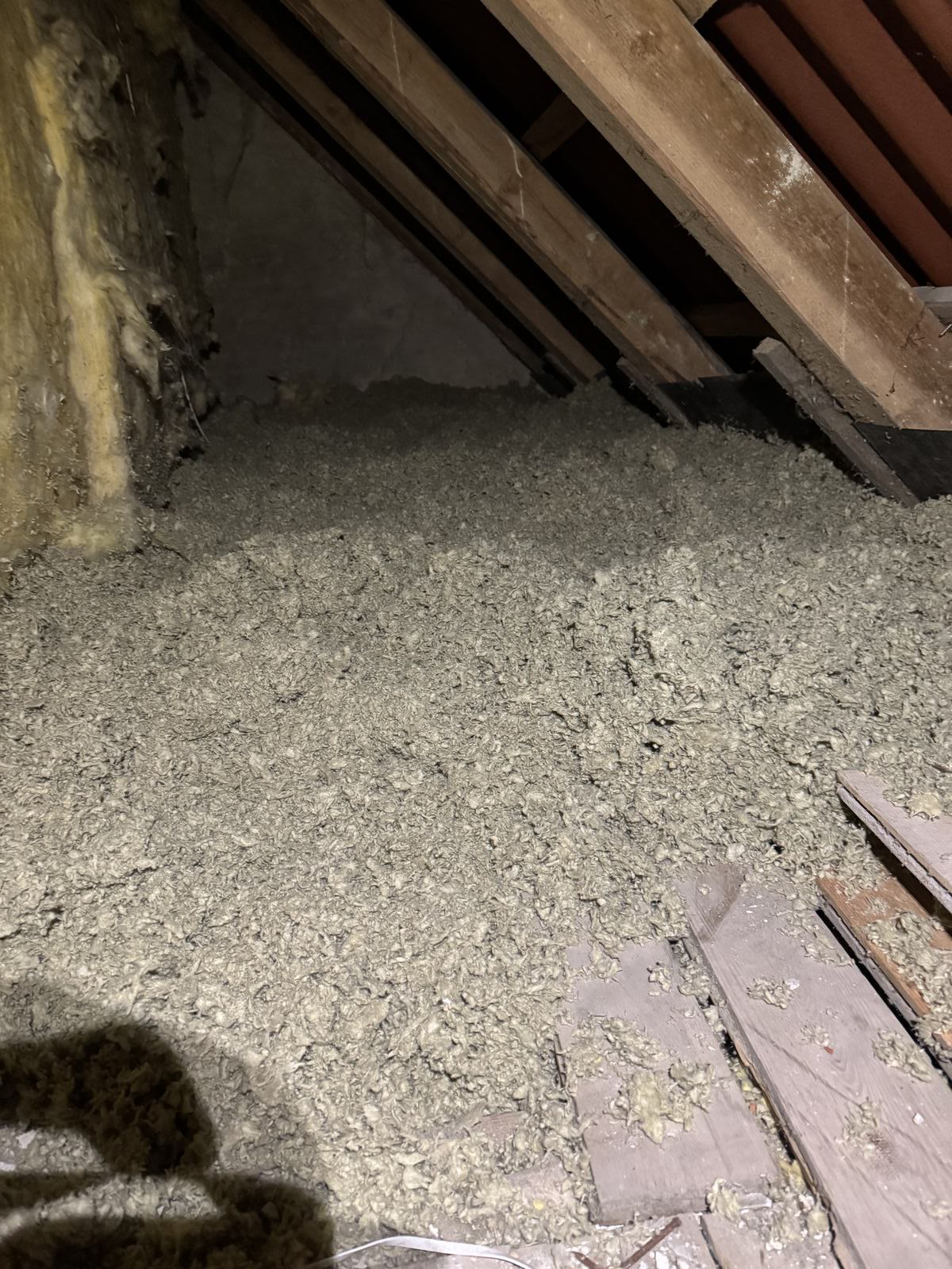 Tæt og ensartet isolering på loftgulv